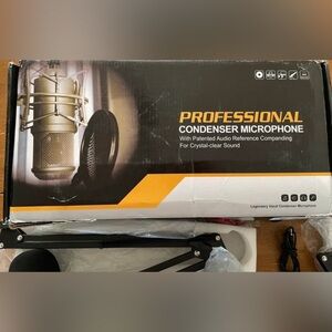 Dual Professional Condenser Microphone Podcast Kit - Complete Setup